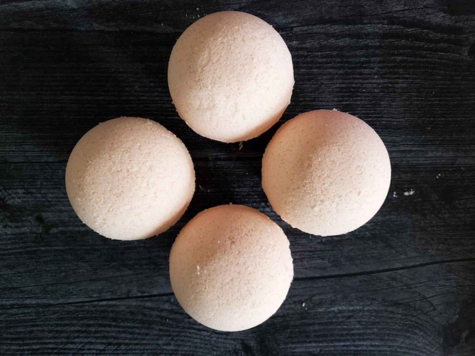 Grapefruit Bath Bomb